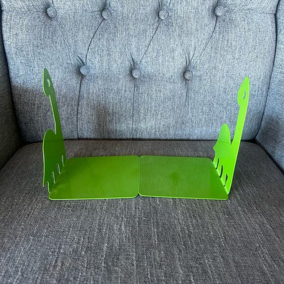 Artkingdome Dinosaur Green Toddler Kids Bookend Set - Picture 3 of 5